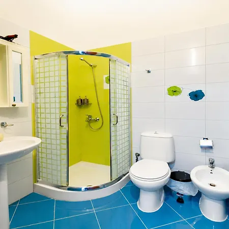 - Sea-view Double Bedroom With Panoramic Terrace By Ggpremiumstays Vlorë